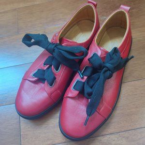 Low Top Sneakers on low heels